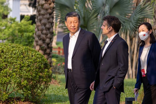 Emmanuel Macron y Xi Jinping en Canton, viernes 7 de abril de 2023.