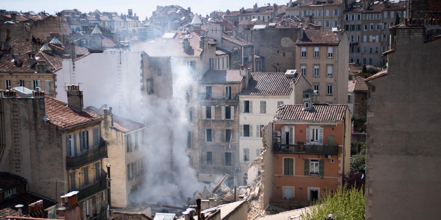 A Marseille, « un choc comme un tremblement de terre » lors de l’effondrement d’un immeuble rue A Marseille, « un choc comme un tremblement de terre » lors de l’effondrement d’un immeuble rue