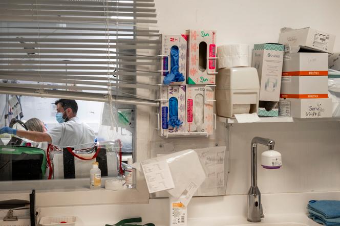 Service des urgences du centre hospitalier de Nogent-le-Rotrou (Eure-et-Loir), le 12 avril 2023.