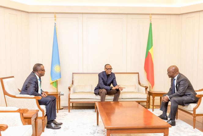 Le président rwandais Paul Kagame en visite d’Etat à Cotonou, au Bénin, le 15 avril 2023.