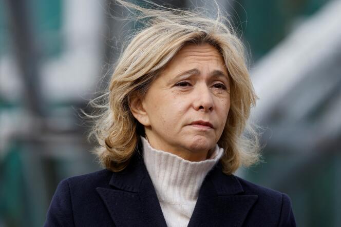 The president of the Ile-de-France region, Valérie Pecresse, at the base of the GIGN de ​​Versailles-Satory, in Versailles (Yvelines), March 31, 2023.