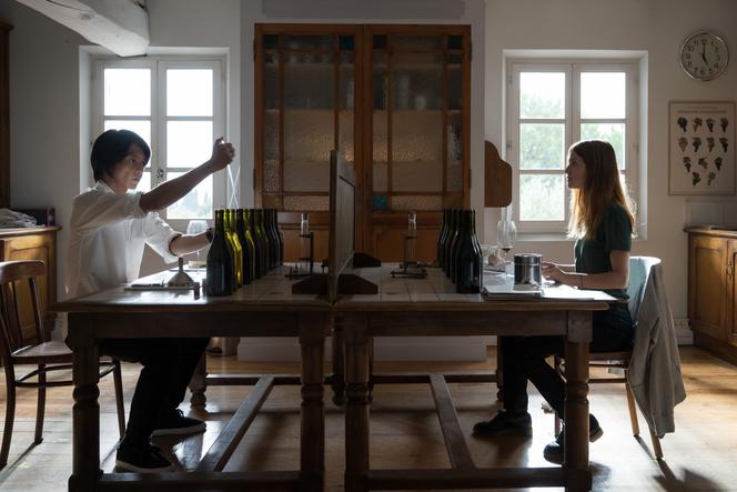 Tomohisa Yamashita et Fleur Geffrier dans « Les Gouttes de Dieu ».