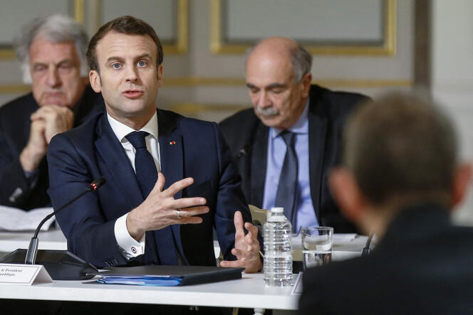 Emmanuel Macron, durante el encuentro con intelectuales, en el Palacio del Elíseo, 18 de marzo de 2019.