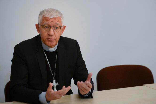 El Arzobispo de Estrasburgo, Luc Ravel, durante una conferencia de prensa el 22 de noviembre de 2018 en la Archidiócesis de Estrasburgo sobre el caso de presunto abuso sexual de niños por parte de un sacerdote.