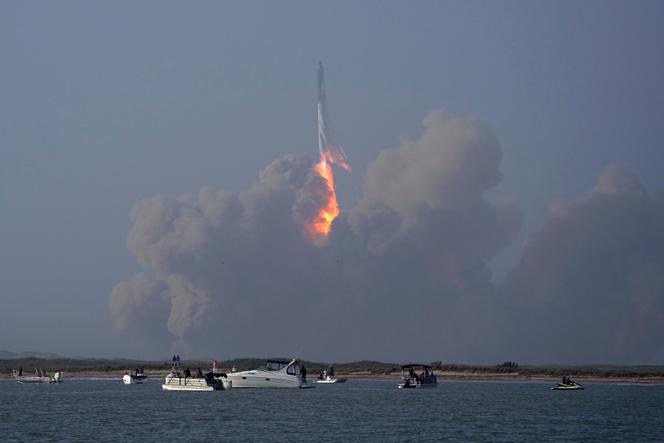 L’explosion du Starship menace le calendrier du retour sur la Lune de ...