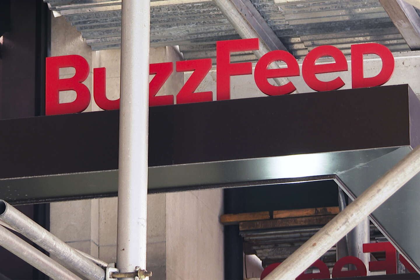 «BuzzFeed News», nyhetsversjonen av underholdningsnettstedet BuzzFeed.com, vil bli lagt ned