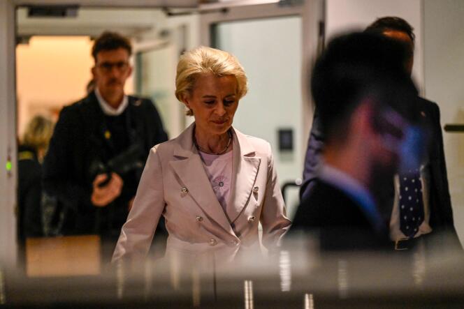 European Commission President Ursula von der Leyen (C) leaves after a press conference, at the EU Delegation to China in Beijing on April 6, 2023. (Photo by Jade Gao / AFP)