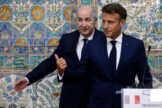 Abdelmadjid Tebboune y Emmanuel Macron, en Argel, 25 de agosto de 2022.