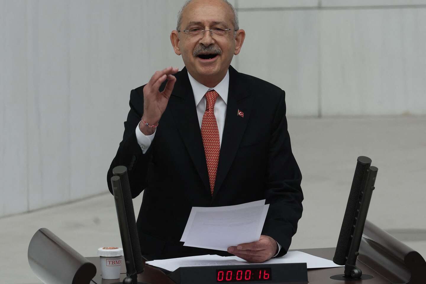 In Turkey, a video has gone viral in which opponent Kemal Kilicdaroglu claims to be of the Alevi faith