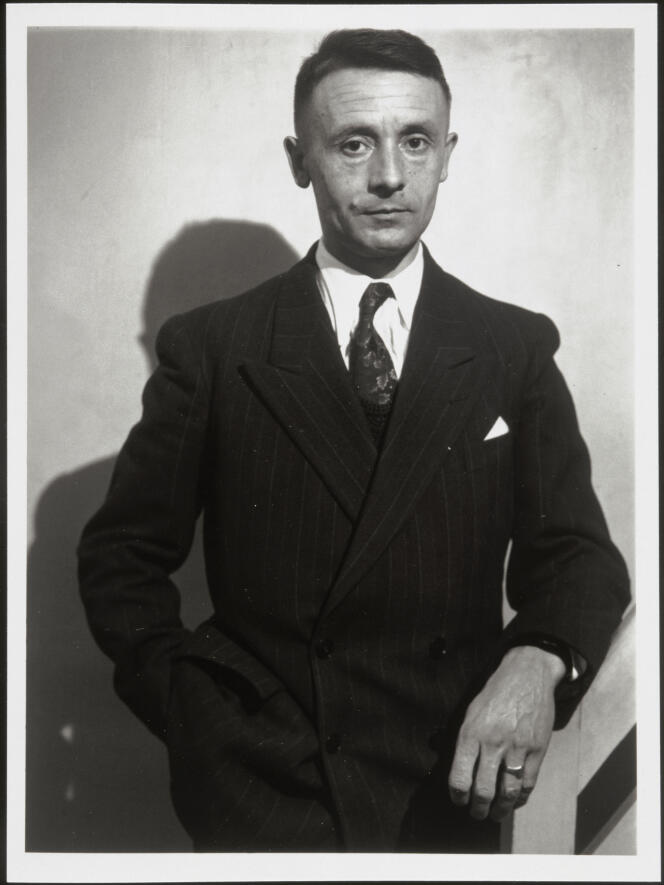 L’écrivain Julien Gracq, en 1949, par Brassaï.