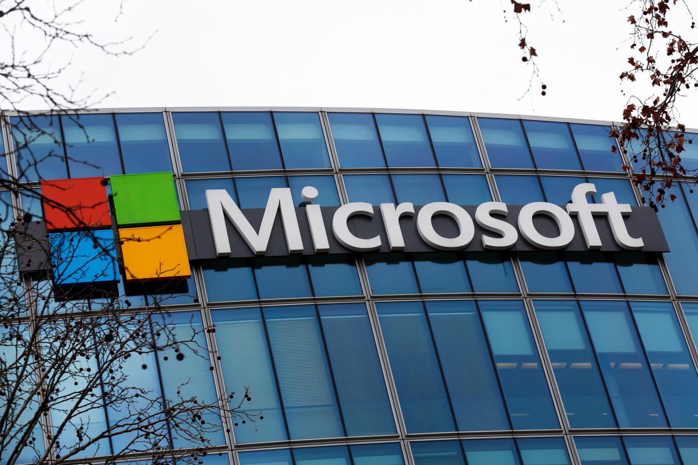 Microsoft's $69 billion Activision takeover blocked by UK competition ...