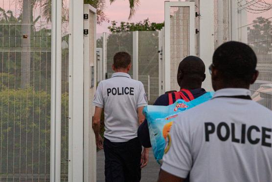 El centro de detención administrativa (CRA) de Pamandzi, en Mayotte, el 25 de abril de 2023.