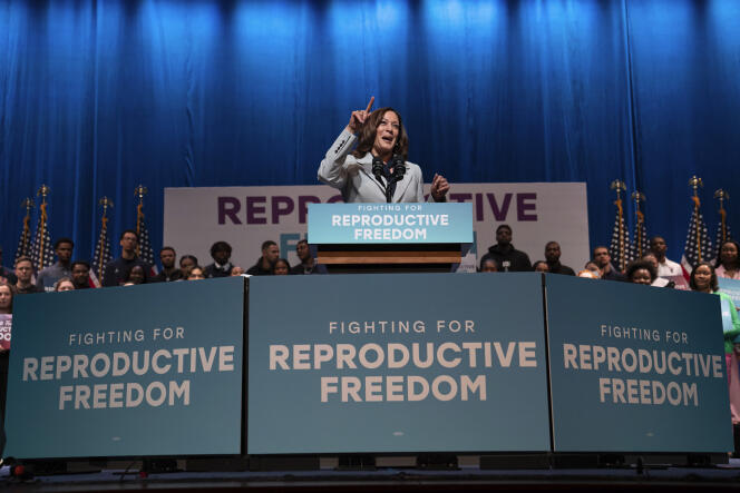 La vicepresidenta de los Estados Unidos, Kamala Harris, habla sobre el derecho al aborto en la Universidad de Howard en Washington, el 25 de abril de 2023.