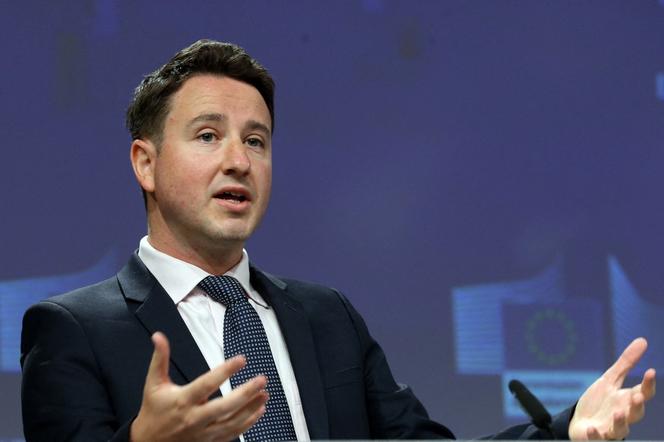 Gabriel Zucman lors d’une conférence de presse à Bruxelles, le 1ᵉʳ juin 2021.