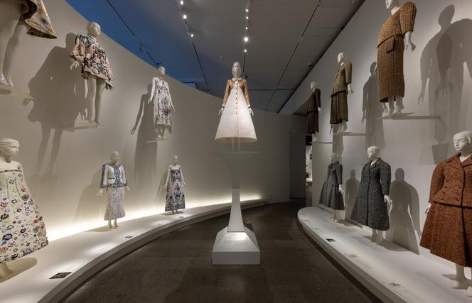 Exhibitions: Gabrielle Chanel and Karl Lagerfeld from every angle – OLD ...