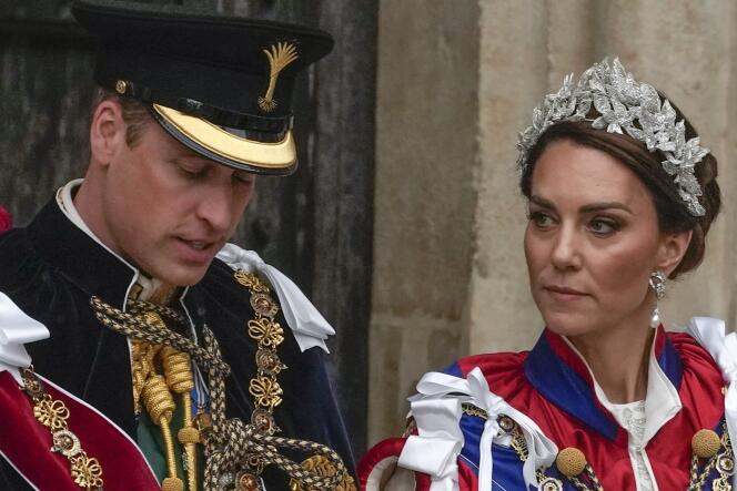 Le prince William et Kate, princesse de Galles, quittent l’abbaye de Westminster après la cérémonie. 