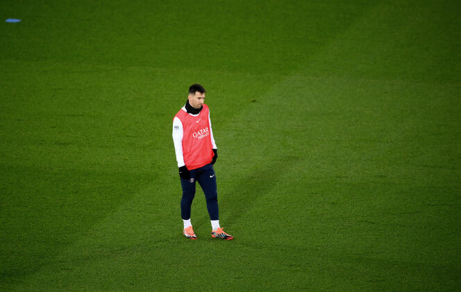 Lionel Messi in training, at the Parc des Princes, February 24, 2023.