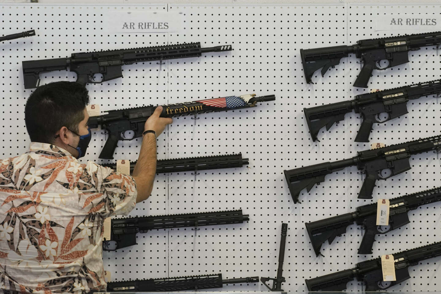 L'AR-15, arme préférée des tueurs de masse américains qui divise