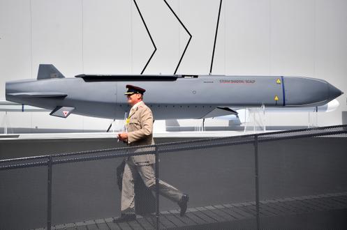 Un missile Storm Shadow, dans un salon de l’aéronautique, à Londres, en juillet 2018.