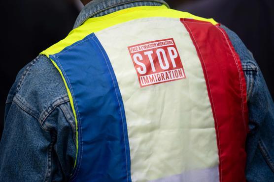 Un manifiesto contra la instalación de un nuevo centro de acogida para solicitantes de asilo, en Saint-Brevin-les-Pins (Loire-Atlantique), el 29 de abril de 2023.