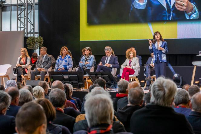 Carole Delga, president of the Occitanie region, during the meetings of the mayors of Occitanie, in Toulouse, on May 11, 2023.