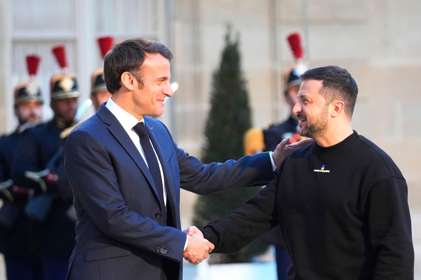 Macron and Zelensky to sign bilateral security deal
