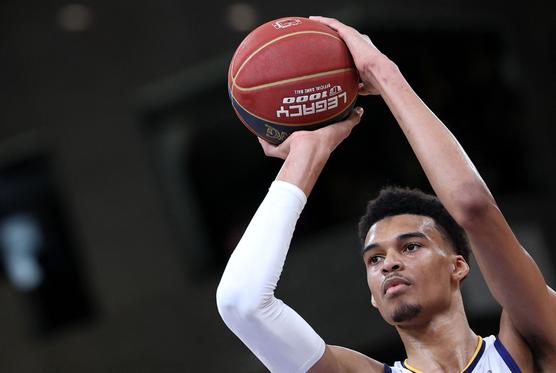 Victor Wembanyama, durante un partido en el Palacio de Deportes Marcel-Cerdan en Levallois-Perret (Hauts-de-Seine), 16 de mayo de 2023.