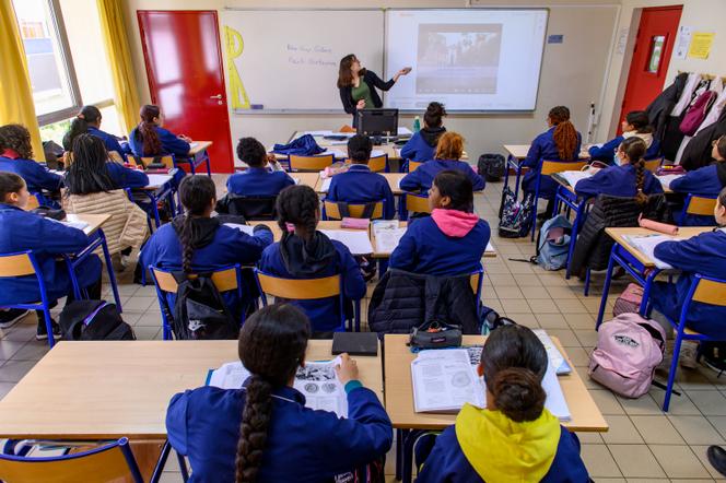 Au sein du groupe scolaire Charles-Péguy à Bobigny, un établissement catholique non mixte dont les frais d’inscriptions sont calculés en fonction des revenus des parents, le taux de réussite au brevet atteint les 100 %. Ici, le 24 mars 2023.