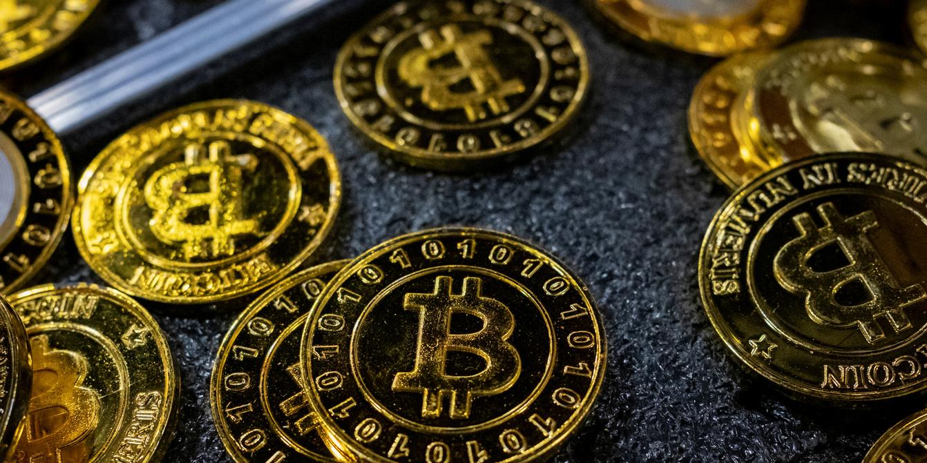 Bitcoin hits record high above $124,000