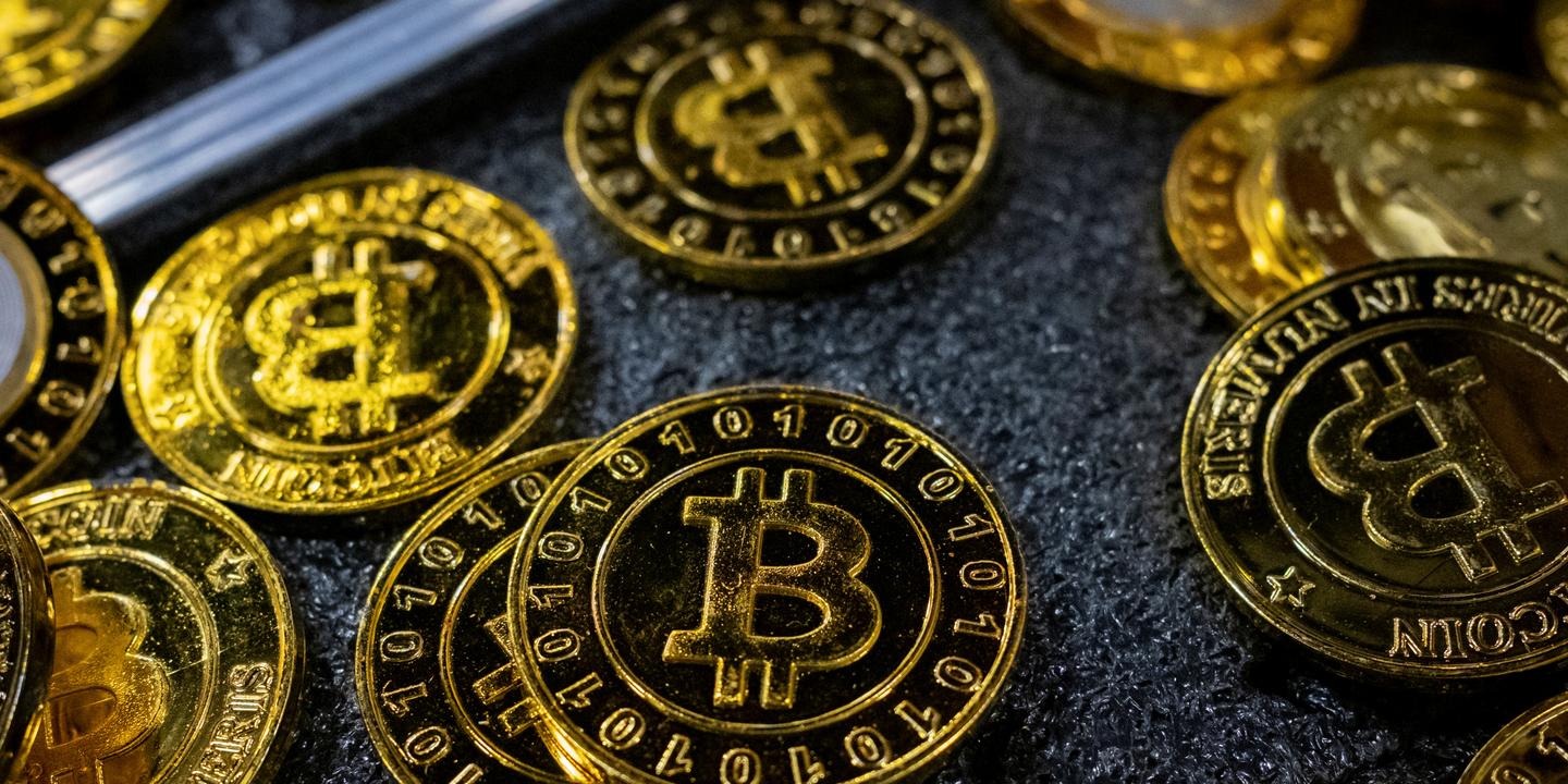 Bitcoin hits record high above $124,000