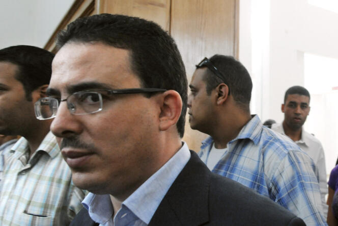 Taoufik Bouachrine, directeur du journal « Akhbar Al-Yaoum », à Casablanca, en octobre 2009.