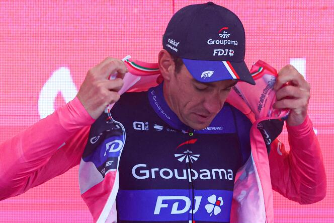 Bruno Armirail, à l’arrivée de la 14e étape du Giro,  à Cassano Magnago (Italie), le 20 mai 2023. 