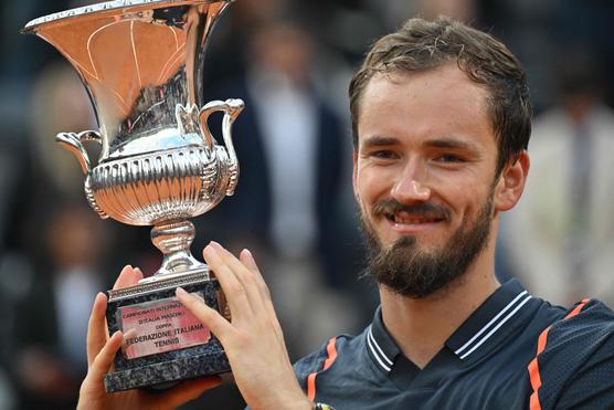 Daniil Medvedev, tras su victoria en el Masters 1000 de Roma ante Holger Rune, domingo 21 de mayo de 2023.