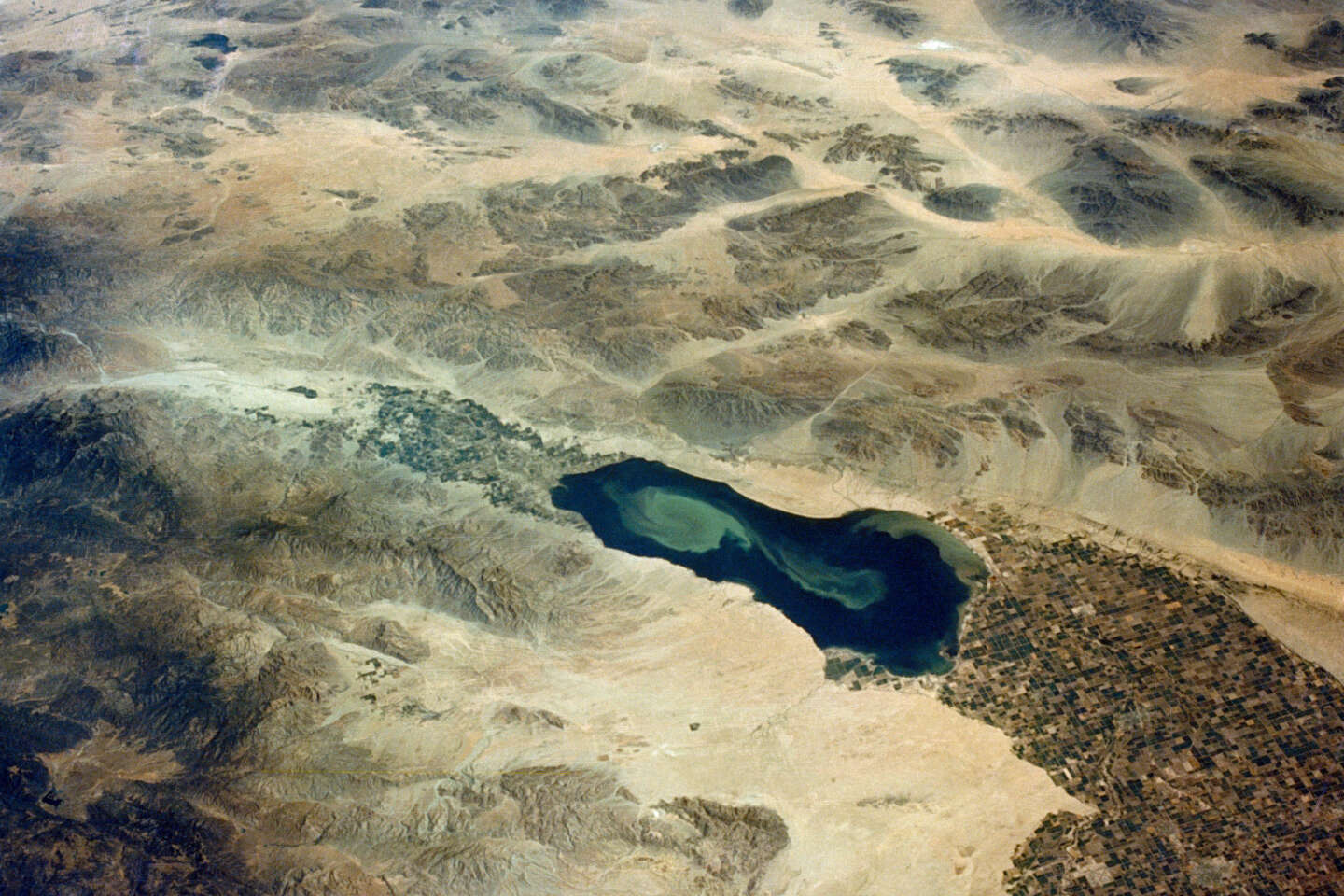 Più della metà dei laghi, dei bacini artificiali e dei mari interni del mondo sta perdendo acqua
