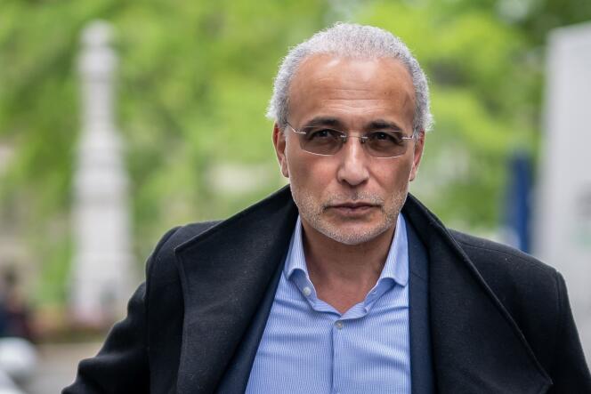 Swiss leading Islamic scholar Tariq Ramadan arrives at the Geneva courthouse for the verdict of his trial, on May 24, 2023.