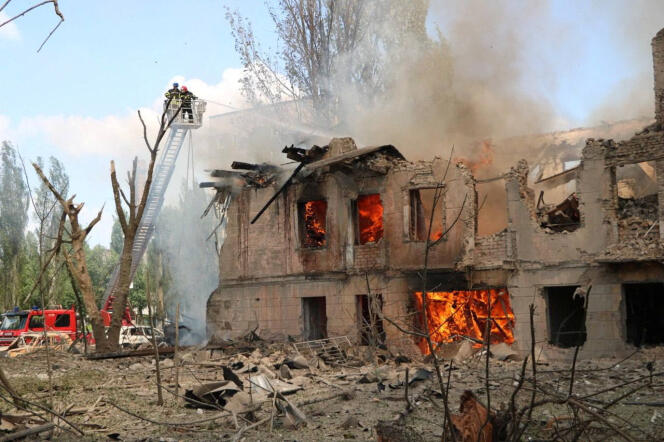 Una clínica destruida por un bombardeo ruso, en Dnipro (Ucrania), el 26 de mayo de 2023. 