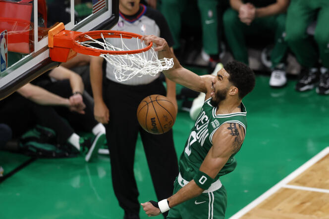 Le leader offensif des Celtics, Jayson Tatum, durant le cinquième match face au Heat, jeudi 25 mai, à Boston (Etats-Unis).