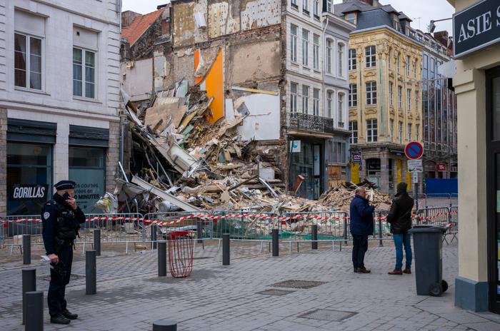 25dba4e_1685108357013-collectifdr-leroy-668-france-lille-dilapidated-buildings-collapse-gl-4.jpg