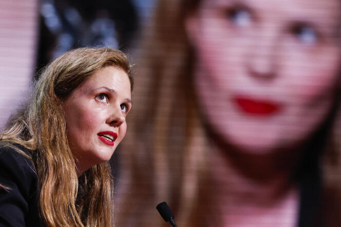 Justine Triet during her speech after receiving the Palme d'Or, in Cannes, on May 27, 2023.
