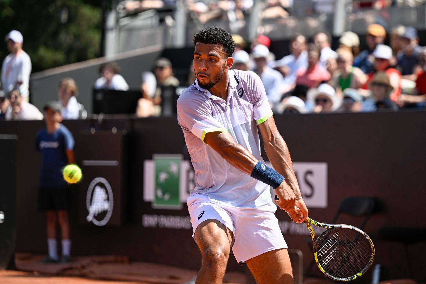 Arthur Fils gana el torneo de Lyon, su primer título en el circuito