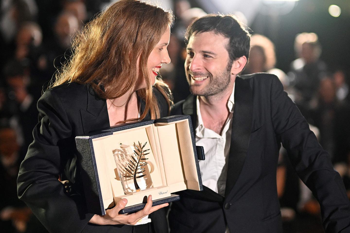 En remportant la Palme d’or pour Anatomie d’une chute, Justine Triet devient la troisième réalisatrice à être couronnée dans l’histoire du festival.