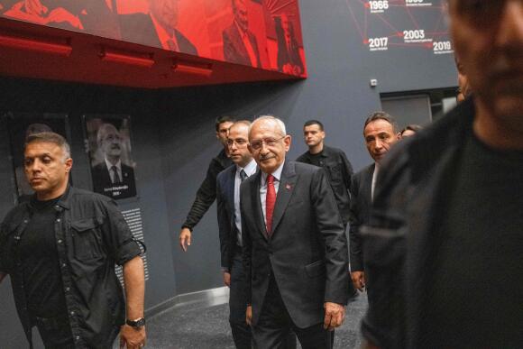 Kemal Kiliçdaroglu à son arrivée dans les locaux de son parti, le CHP, à Ankara, le 28 mai 2023.