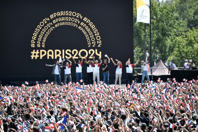 La fan-zone se instaló para seguir los Juegos Olímpicos de Tokio en el Trocadéro, en París, el 8 de agosto de 2021.