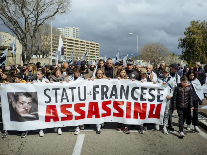 Durante una manifestación en apoyo a la familia Colonna, en Ajaccio, Córcega, el 3 de abril de 2022.