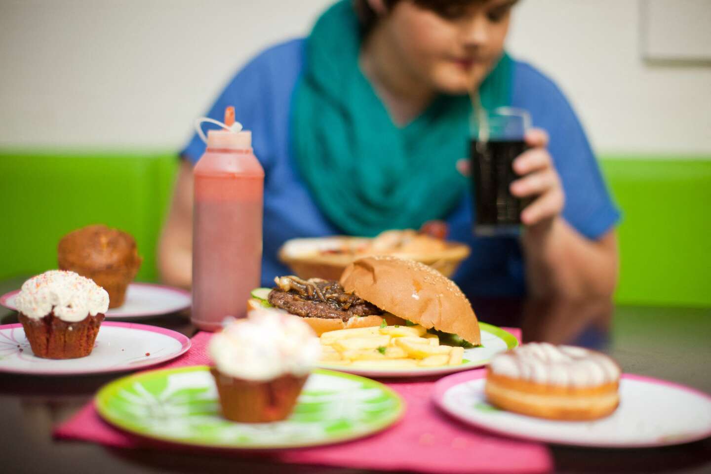 “El tratamiento público de la obesidad debe dirigirse a la industria alimentaria”