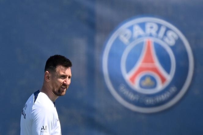 Lionel Messi en el entrenamiento con el PSG en Saint-Germain-en-Laye, dans les Yvelines, le 1ᵉʳ juin.