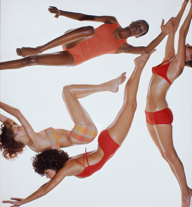 Swimwear photographed by Peter Knapp for “Elle” in 1971.