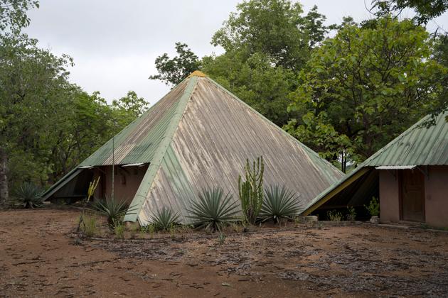 El sitio turístico Kafolo Safari Lodge cerró en 2020 luego de un ataque yihadista mortal.  Kafolo (Costa de Marfil), 23 de mayo de 2023.