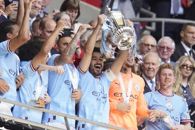 Manchester City captain Ilkay Gündogan lifted the FA Cup after his side's success against Manchester United.
