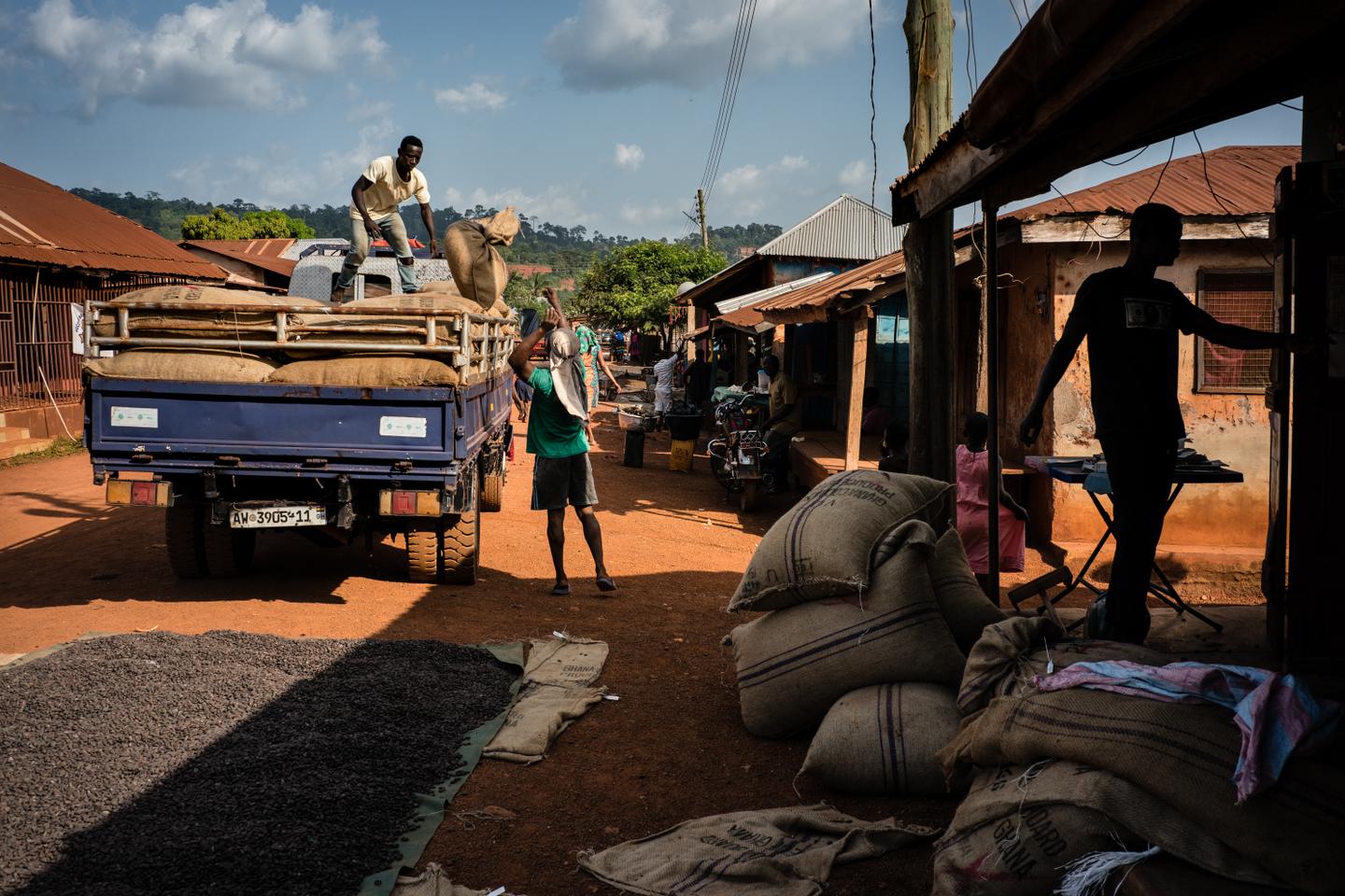 Ghanaian cocoa farmers remain trapped in poverty
